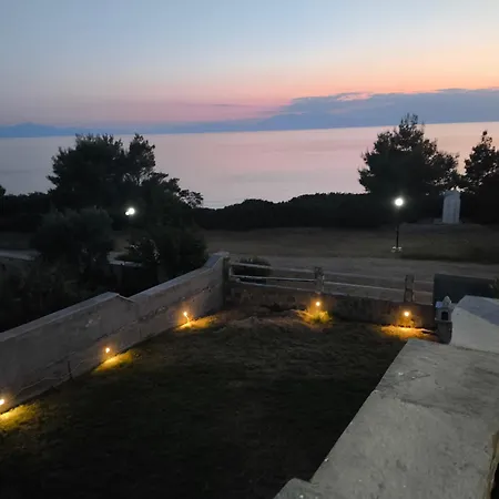 The Summer House * Nea Poteidaia