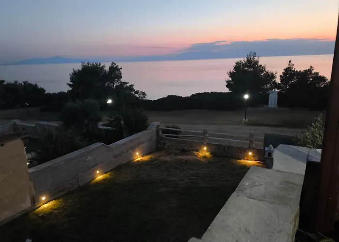 The Summer House * Nea Poteidaia